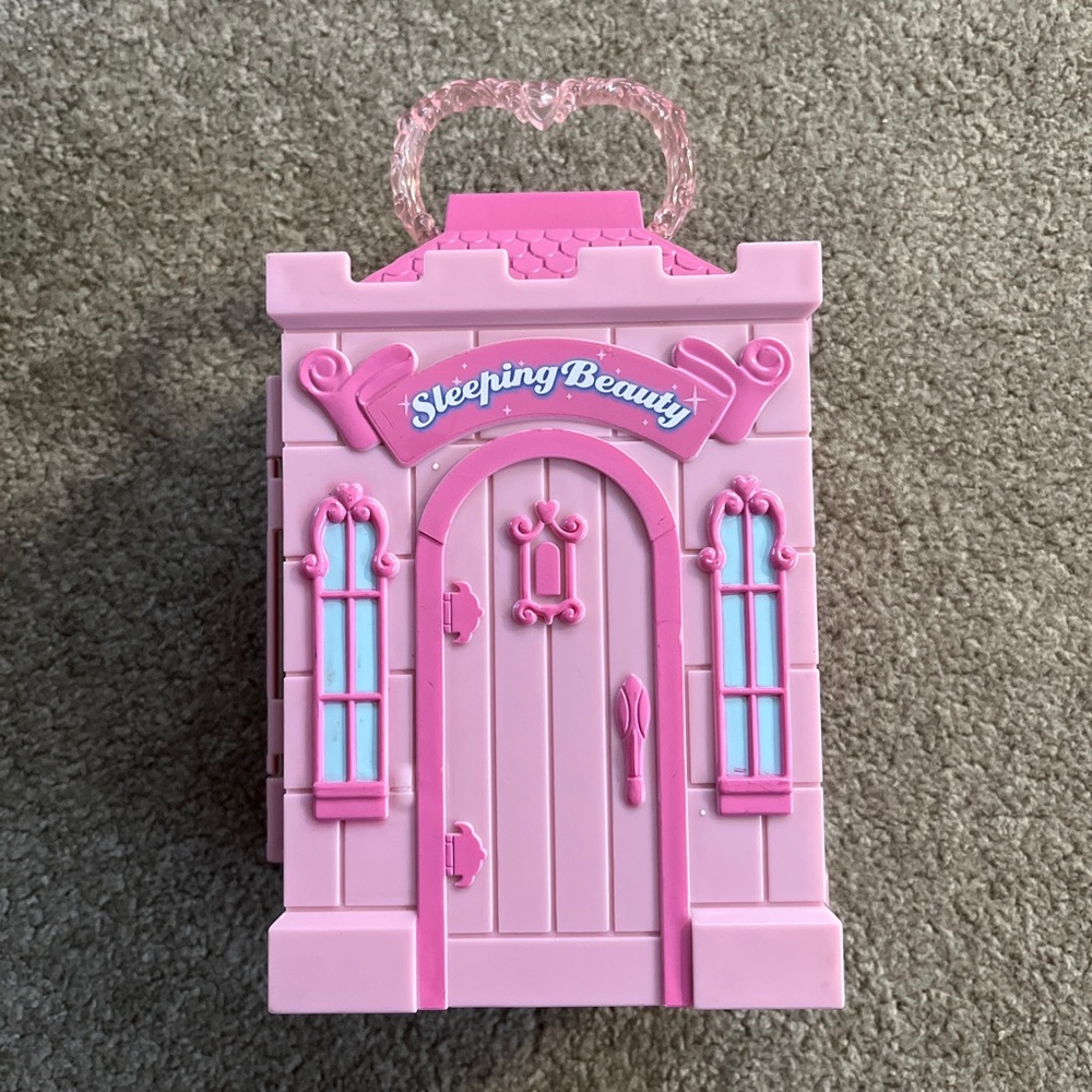 Polly Pocket Disney Princess Aurora Sleeping Beauty Castle Playset Take Along